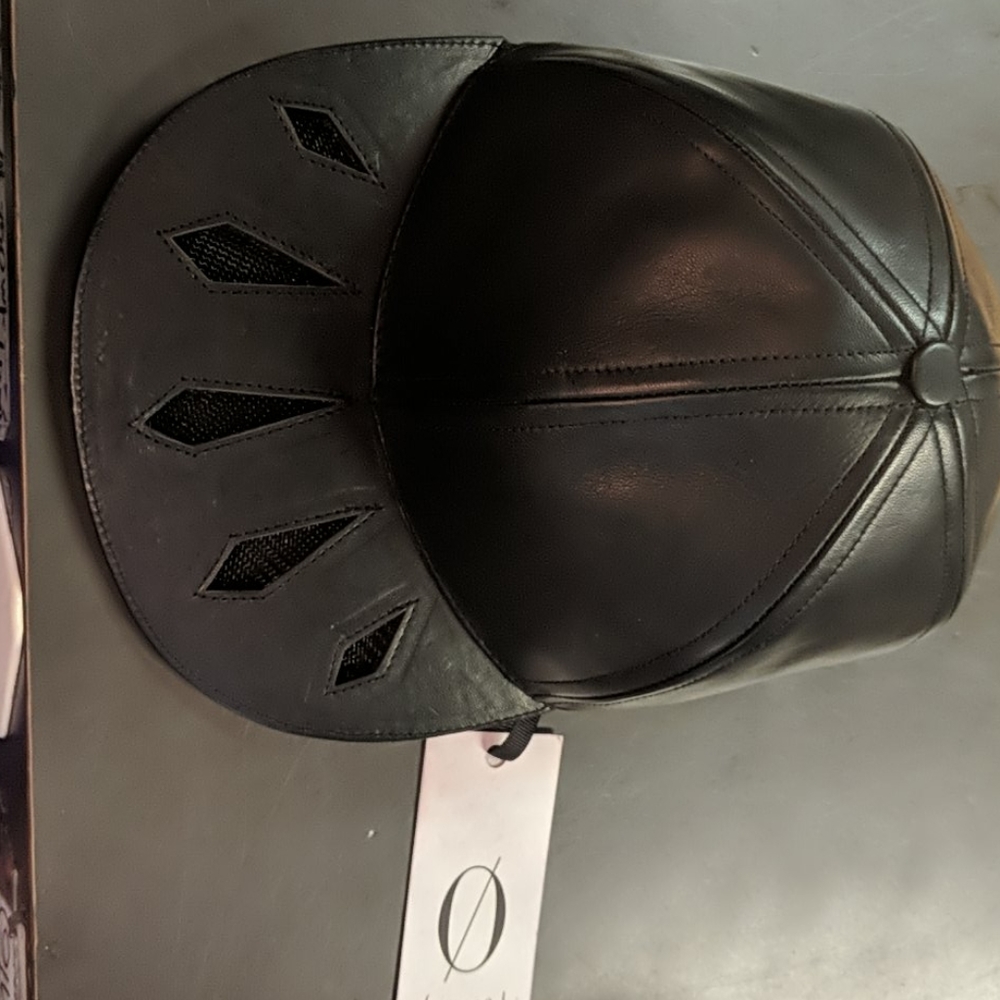 *SOLD* Museo hat with rays